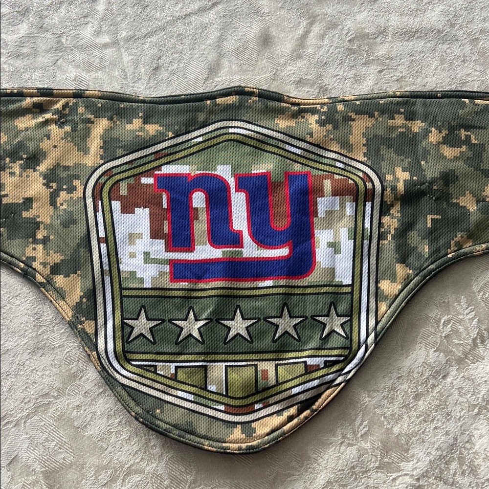 New York Giants NFL “Salute to Service” Camo Neck Warmer (Velcro Closure)